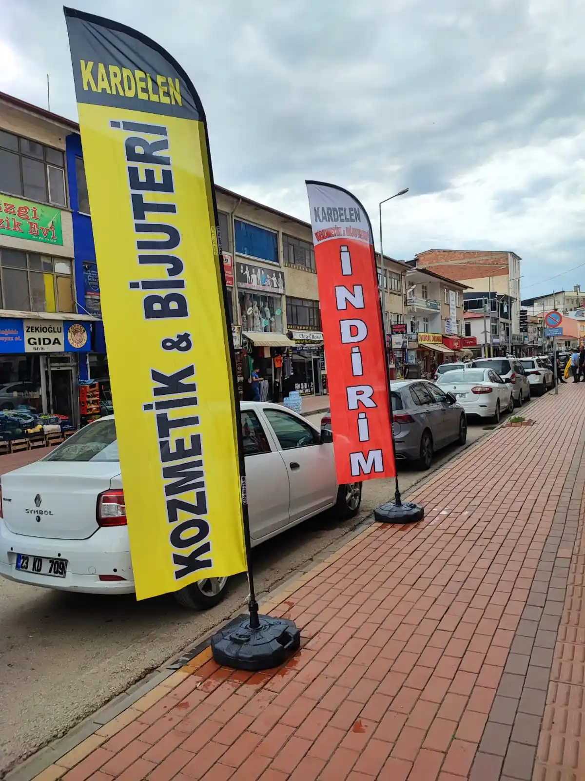 Bijuterici Yol Bayrağıları Bijuterici Yol Bayrağıları