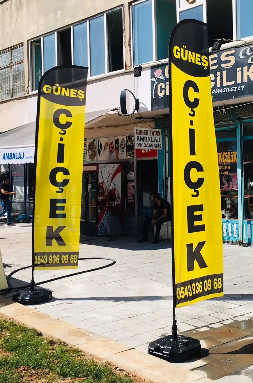 Çiçekçi Yol Bayrağıları Çiçekçi Yol Bayrağıları